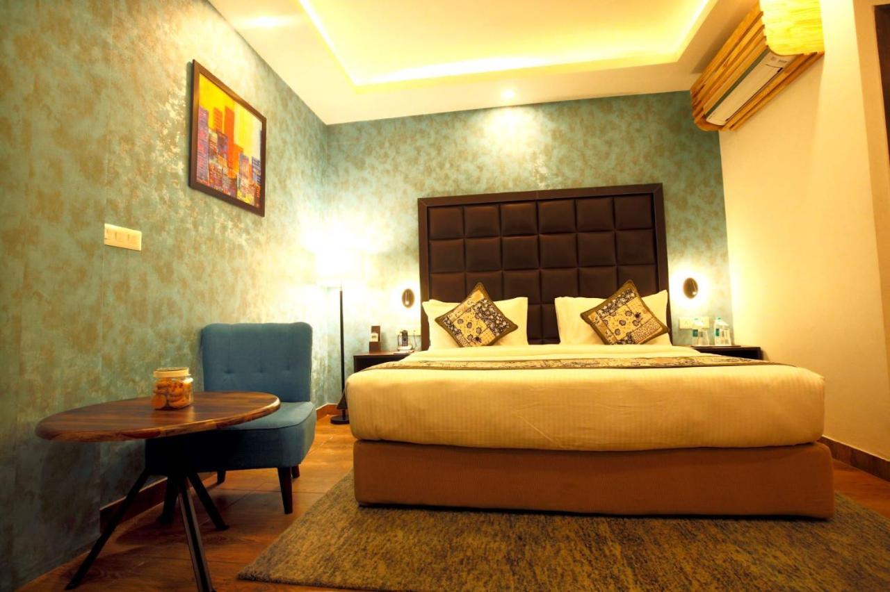 The Fern Residency Noida Exterior foto